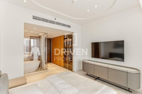 Apartment in Palm Jumeirah, Dubai, UAE 2 bedrooms, 130.62 sq.m. № 765367 - photo 6