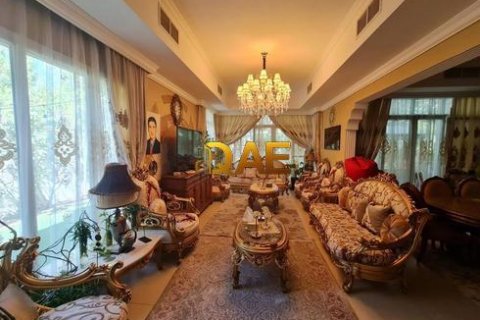 Vila di Dubai Silicon Oasis, UAE 5 bilik tidur, 509.6 meter persegi № 443715 - foto 3