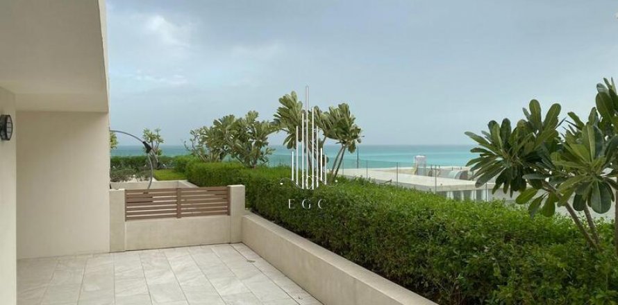 Dzīvoklis  Saadiyat Island, Abu Dhabijā, AAE 2 istabas, 198 m2 Nr. 547205