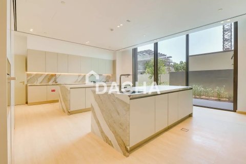 Apartment in Palm Jumeirah, Dubai, UAE 4 bedrooms, 1310 sq.m. № 766034 - photo 7