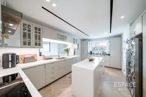 Villa sa Meadows, Dubai, UAE 4 silid-tulugan, 321 sq.m. № 737999 - larawan 7