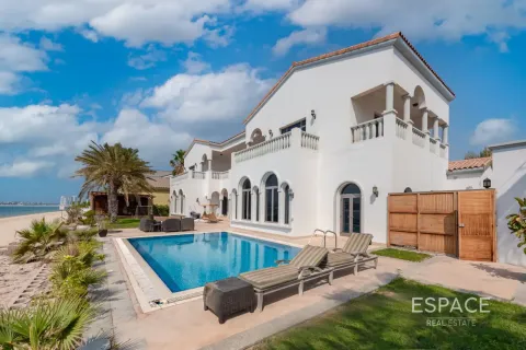 Villa te koop in Palm Jumeirah, Dubai, VAE 6 slaapkamers, 650 vr.m., nr 737997 - foto 15