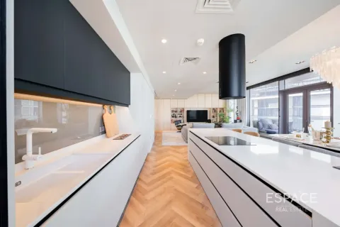 Apartmen di Bluewaters, Dubai, UAE 4 bilik tidur, 235 meter persegi № 738003 - foto 6