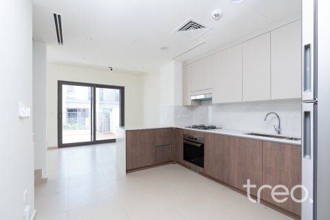 Casa urbana para arrendamento em Tilal Al Ghaf, Dubai, EAU 3 quartos, 199 m2 № 753803 - foto 2