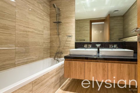 Apartmen di Business Bay, Dubai, UAE 2 bilik tidur, 110 meter persegi № 586300 - foto 12