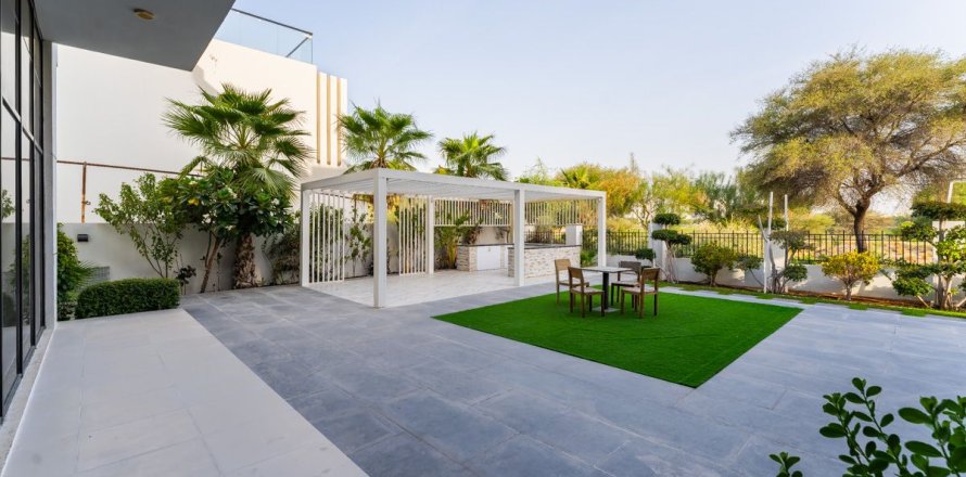 Villa in Dubai, VAE 6 slaapkamers, 993.3 vr.m. nr 340795