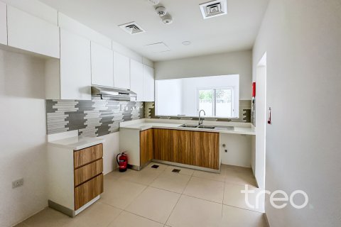Townhouse sa Dubai Land, Dubai, UAE 3 silid-tulugan, 179.02 sq.m. № 755533 - larawan 2