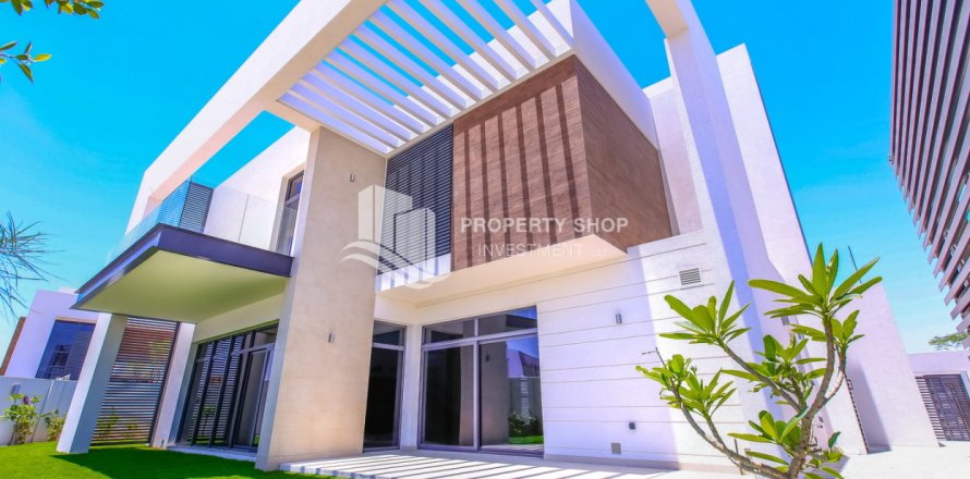 Villa on the Yas Island, Abu Dhabi, UAE 5 bedrooms, 413 sq.m. № 716992