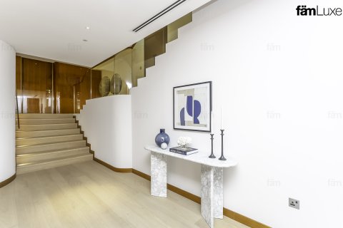 Dupleks në Dubai, Emiratet e Bashkuara Arabe 4 dhoma gjumi, 516.1 m2. № 691181 - Foto 17