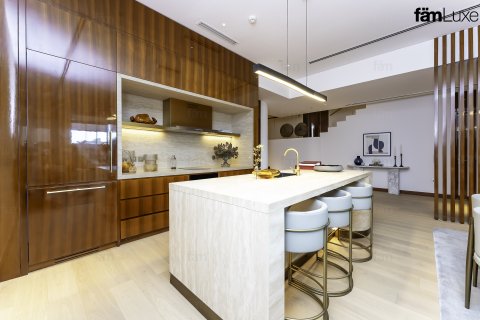 Dupleks në Dubai, Emiratet e Bashkuara Arabe 4 dhoma gjumi, 516.1 m2. № 691181 - Foto 7