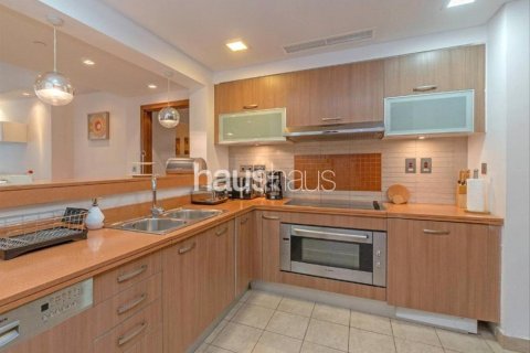 Appartement te huur in Palm Jumeirah, Dubai, VAE 2 slaapkamers, 161 vr.m., nr 626615 - foto 3