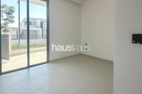 Huvila Tilal Al Ghaf, Dubai, Arabiemiraatit 5 makuuhuonetta, 637 m2 № 626618 - kuva 12