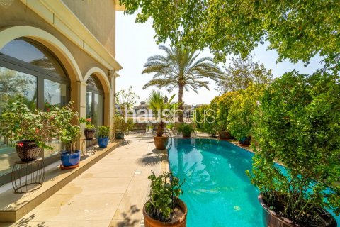 Vila v Palm Jumeirah, Dubai, SAE 4 spálne, 724 m2 č. 626616 - Fotografia 5