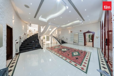 Villa para arrendamento em Dubai, EAU 8 quartos, 1723.7 m2 № 691259 - foto 6