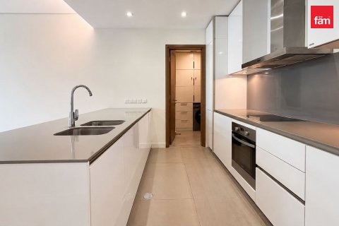 Apartment in City Walk, Dubai, UAE 2 bedrooms, 161.6 sq.m. № 753459 - photo 4