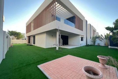 וילה למכירה ב Yas Island, Abu Dhabi, איחוד האמירויות  5 חדרי שינה, 765.5 מ"ר, מספר 572815 - תמונה 6