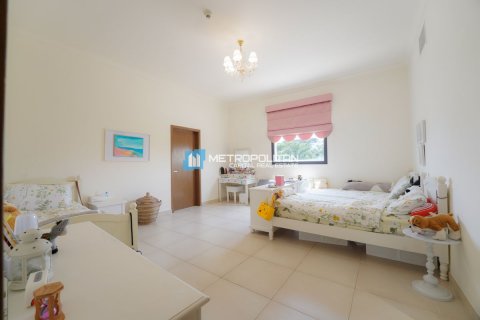 Vila na Yas Island, Abu Dhabi, SAE 5 spální, 670.6 m2 č. 632102 - Fotografia 19