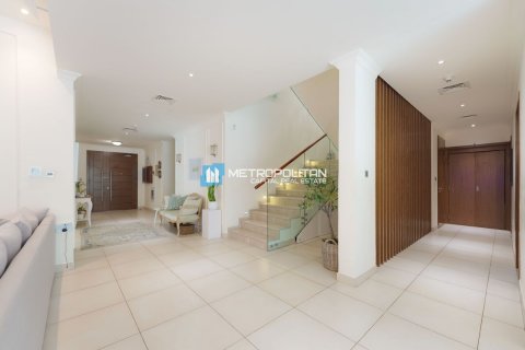 Vila na Yas Island, Abu Dhabi, SAE 5 spální, 670.6 m2 č. 632102 - Fotografia 11