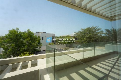 Vila na Yas Island, Abu Dhabi, SAE 5 spální, 670.6 m2 č. 632102 - Fotografia 4