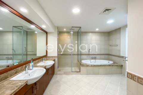 Apartament de închiriat în Palm Jumeirah, Dubai, EAU 1 dormitor, 119 mp.  №600304 - poză 12