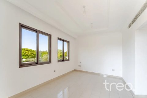 Villa in Arabian Ranches, Dubai, UAE 4 bedrooms, 317.91 sq.m. № 753637 - photo 13