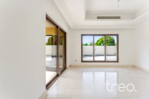 Villa in Arabian Ranches, Dubai, UAE 4 bedrooms, 317.91 sq.m. № 753637 - photo 4