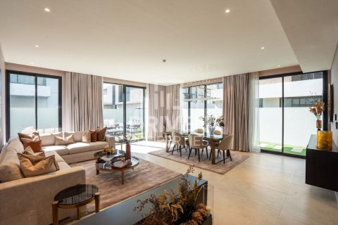 Villa en venta en Dubai, EAU 3 dormitorios, 281.59 m2 № 762416 - foto 3