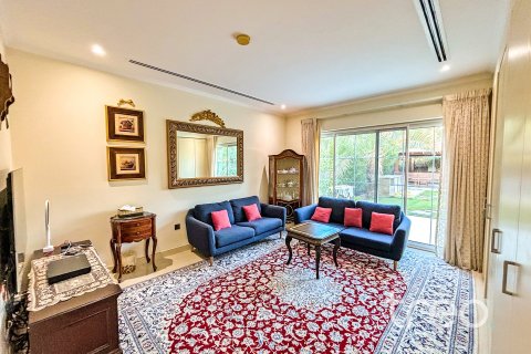 Jumeirah Park, Dubai, UAE의 임대용 빌라 침실 4개, 314.01제곱미터 번호 733520 - 사진 12