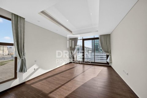 Vilë në Meydan, Dubai, Emiratet e Bashkuara Arabe 6 dhoma gjumi, 554.82 m2. № 746539 - Foto 13