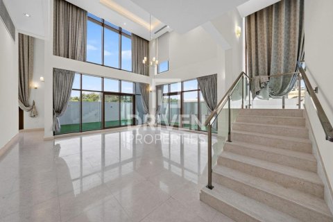 Vilë në Meydan, Dubai, Emiratet e Bashkuara Arabe 6 dhoma gjumi, 554.82 m2. № 746539 - Foto 3