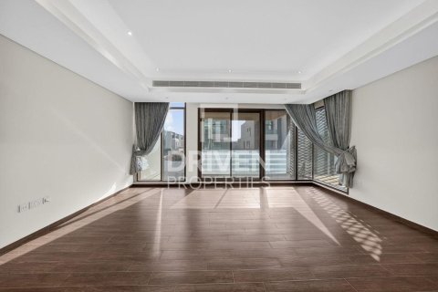 Vilë në Meydan, Dubai, Emiratet e Bashkuara Arabe 6 dhoma gjumi, 554.82 m2. № 746539 - Foto 11