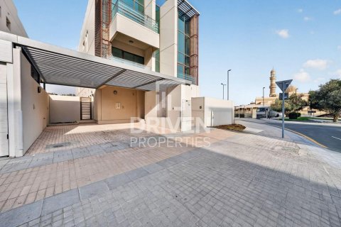 Vilë në Meydan, Dubai, Emiratet e Bashkuara Arabe 6 dhoma gjumi, 554.82 m2. № 746539 - Foto 27