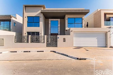 Villa itt: Al Furjan, Dubai, EAE, 5 hálószoba, 599.97 m², azonosító: 753572