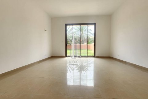 Vila v Abu Dhabi Gate City, SAE 4 spálne, 326.9 m2 č. 497999 - Fotografia 6