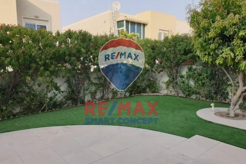 Vila v Al Reef, Abu Dhabi, SAE 4 ložnice, 265.5 m² Č.: 484856 - fotografie 9
