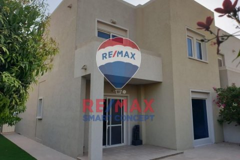 Vila v Al Reef, Abu Dhabi, SAE 4 ložnice, 265.5 m² Č.: 484856
