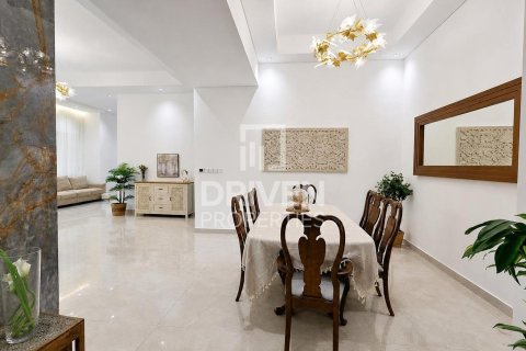 Вилла The Villa, Дубай, БАӘ-да 6 жатын бөлмелер, 1109.82 м² № 765563 - фото 10
