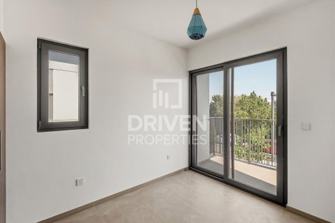 Kaupunkipientalo Tilal Al Ghaf, Dubai, Arabiemiraatit 4 makuuhuonetta, 201.88 m2 № 765562 - kuva 4