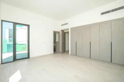 Vila u Al Furjan, Dubai, UAE 4 spavaćih soba, 358 m2 Br. 739928 - fotografija 9