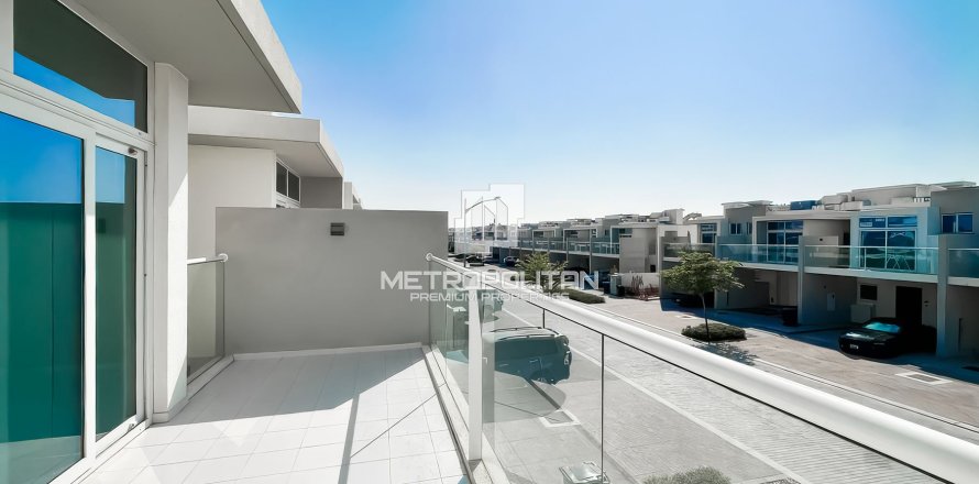 خانه شهری در DAMAC Hills (Akoya by DAMAC)، Dubai ، امارات متحده عربی 3 خوابه ، 155 متر مربع.  شماره 664836