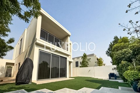 Villa in Dubai Hills Estate, Dubai, UAE 3 bedrooms, 427 sq.m. № 628143