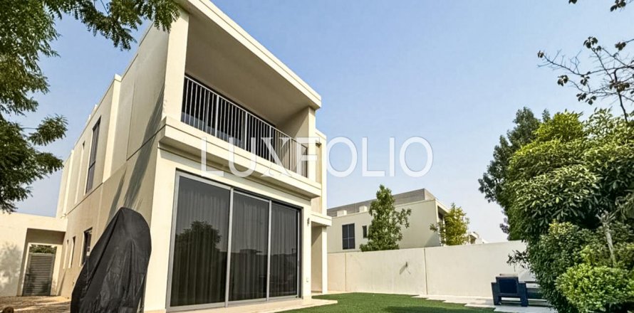 Villa a Dubai Hills Estate, Dubai, EAU 3 camere da letto, 427 mq. № 628143