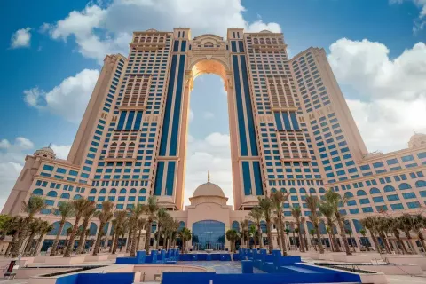 شقة في أبو ظبي 2 غرفة نوم ، 141 متر مربع . ر قم 599217