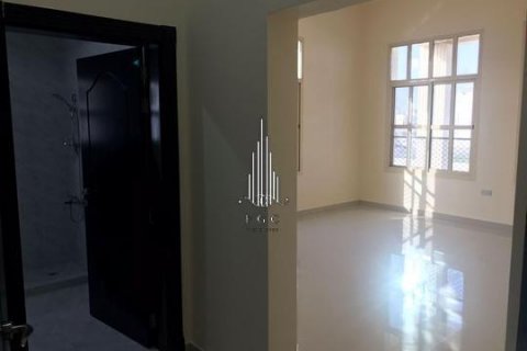 Villa zur Miete in Khalifa City, Abu Dhabi, VAE 7 Schlafzimmer, 2090.3 m2 Nr. 521164 - Foto 5