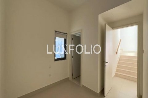 Villa te huur in Dubai Hills Estate, Dubai, VAE 4 slaapkamers, 281 vr.m., nr 628230 - foto 11