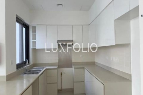 Villa te huur in Dubai Hills Estate, Dubai, VAE 4 slaapkamers, 281 vr.m., nr 628230 - foto 4