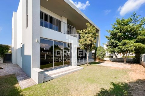 ویلا در Dubai Hills Estate، Dubai ، امارات متحده عربی 5 خوابه ، 557.51 متر مربع.  شماره 757271