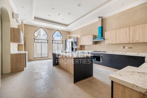 Villa uthyres i Al Quoz, Dubai, UAE 7 sovrum, 1114.84 kvm Nr. 757266 - fotografi 25