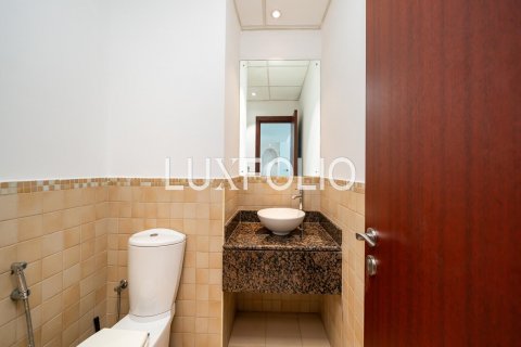 Üürile anda korter asukohaga Jumeirah Beach Residence, Dubai, AÜE: 2 magamistoaga, 132 m² Nr 628147 - pilt 17
