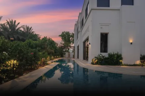 Villa a Dubai, EAU 5 camere da letto, 1256 mq. № 690883